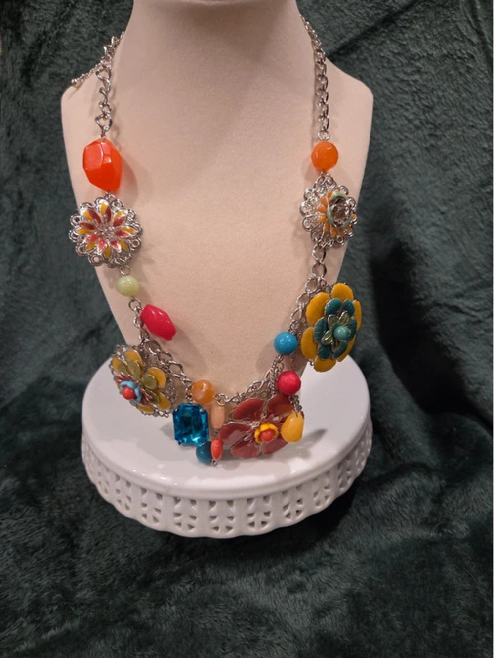 Floral necklace